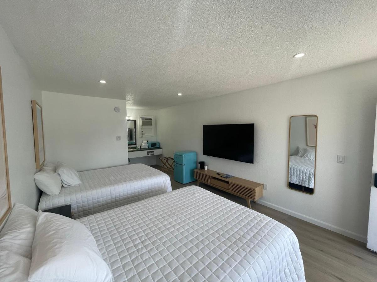 Double Room Lake City Екстер'єр фото