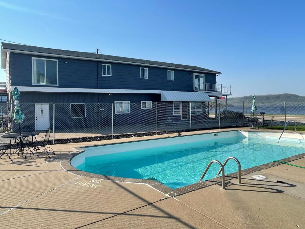 Double Room Lake City Екстер'єр фото