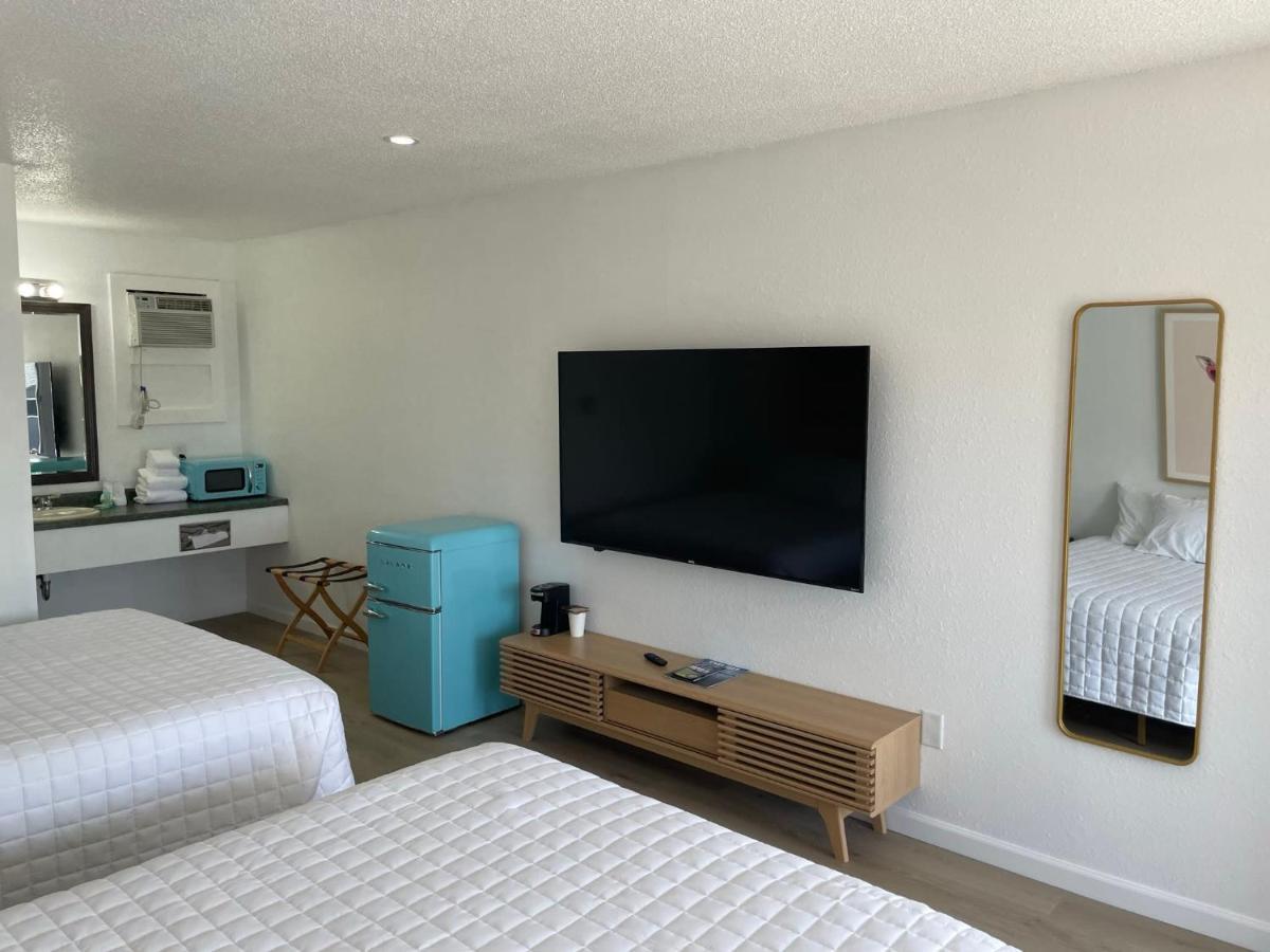 Double Room Lake City Екстер'єр фото