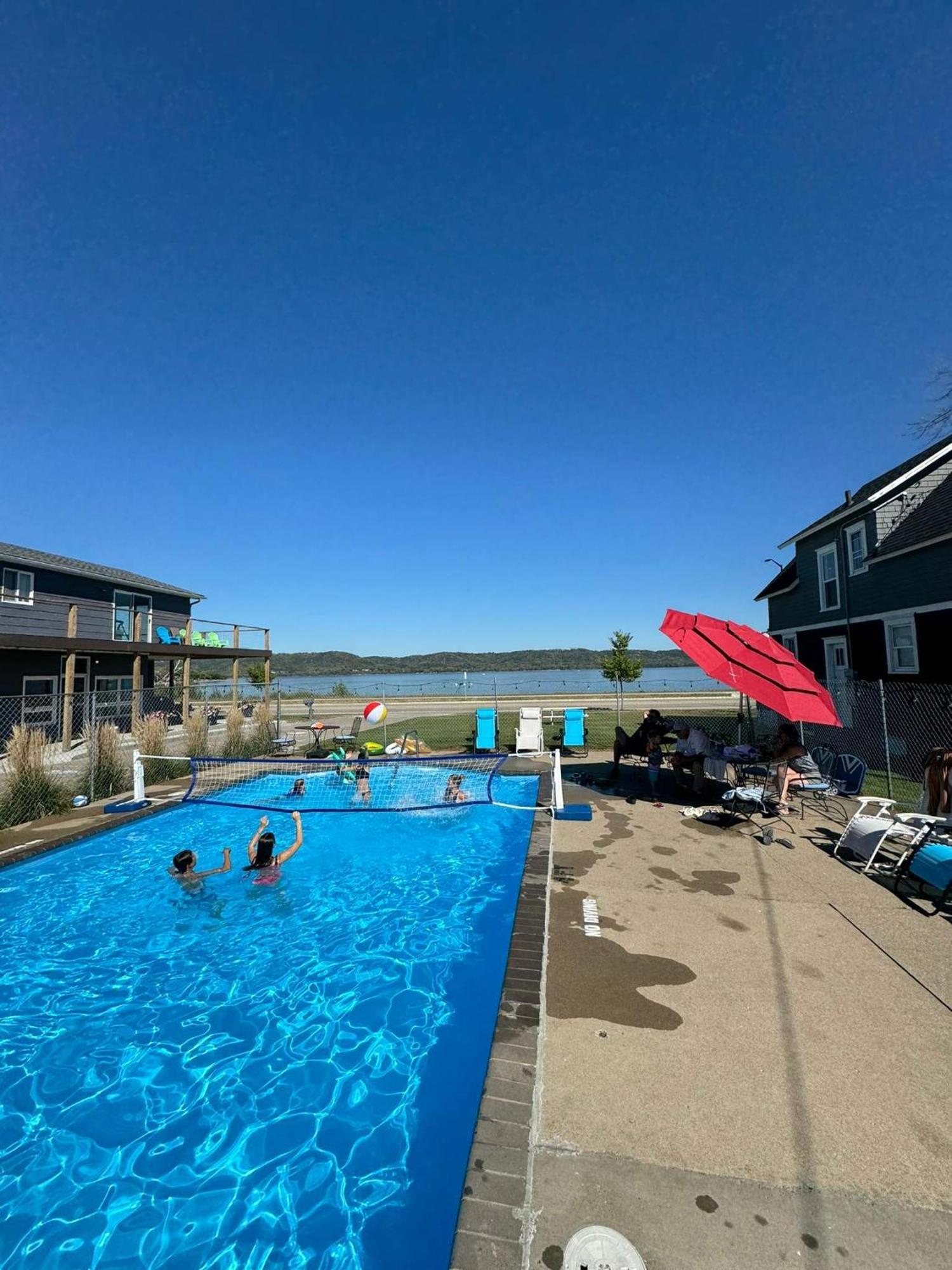 Double Room Lake City Екстер'єр фото