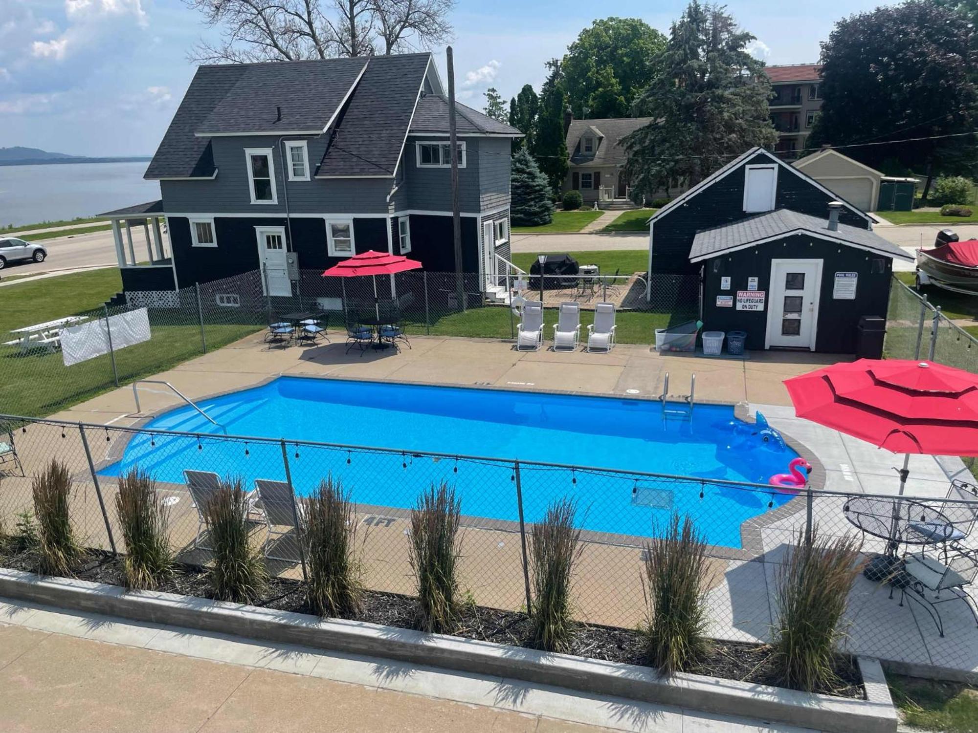 Double Room Lake City Екстер'єр фото